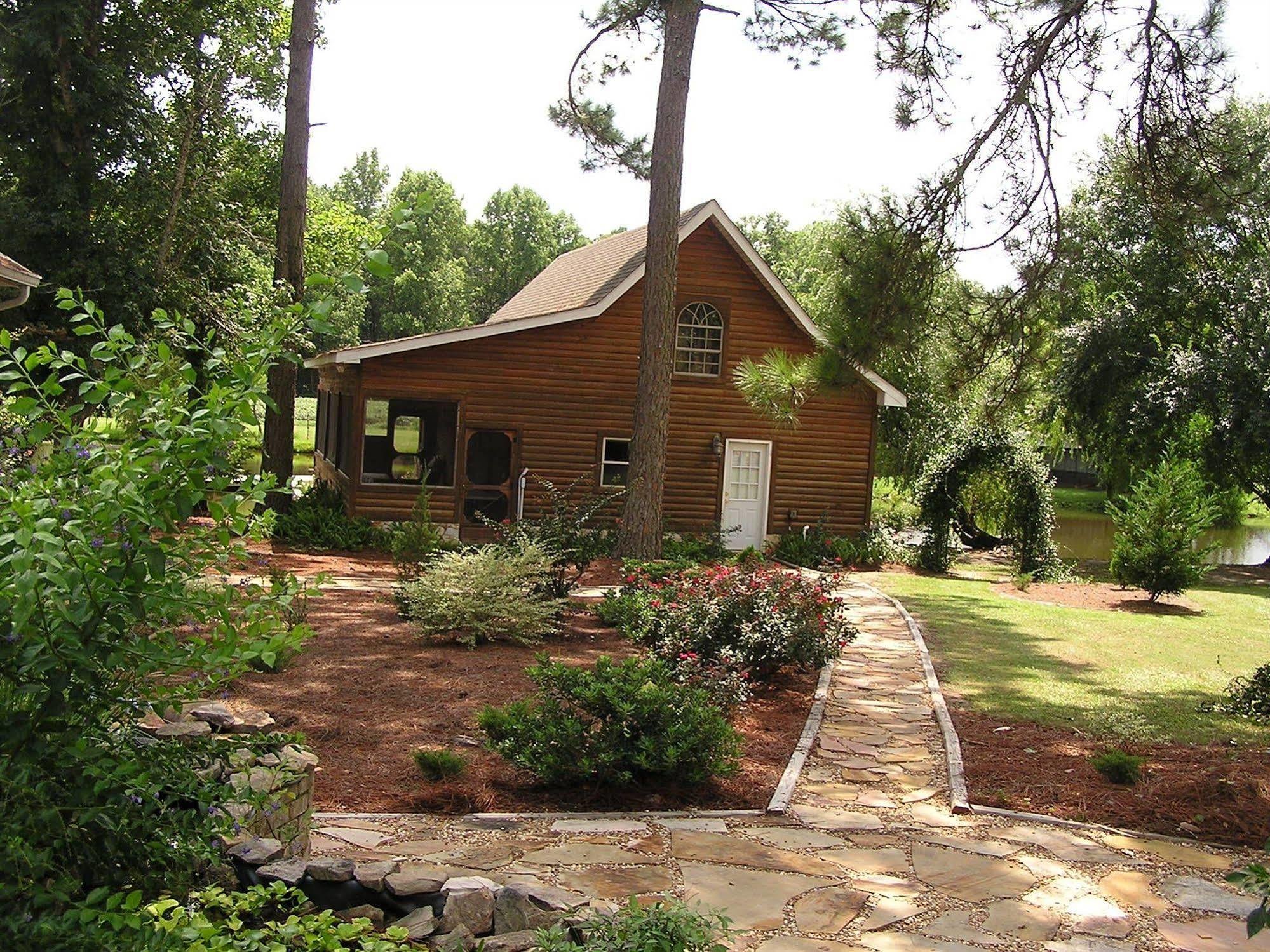 Shalom House Bed And Breakfast Tifton Buitenkant foto